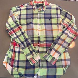 Ralph Lauren SZE L buttons down shirt
